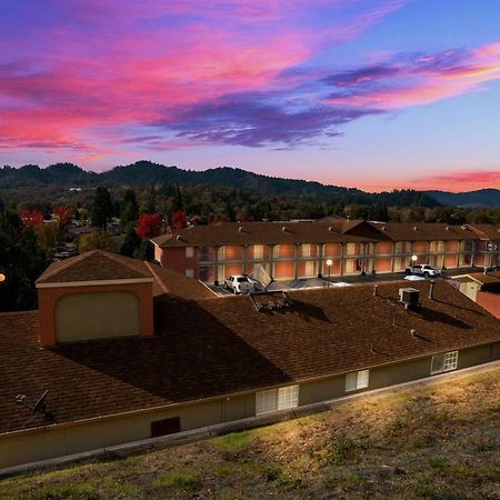 Best Western Willits Inn Kültér fotó