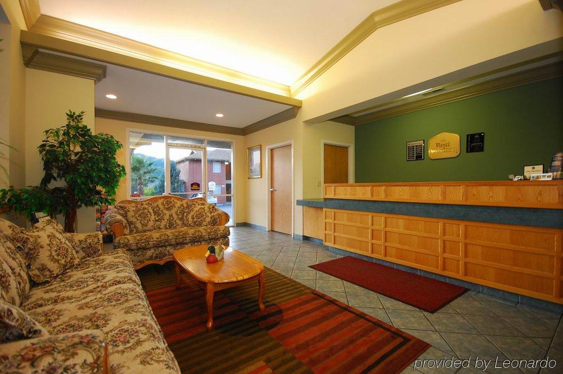 Best Western Willits Inn Beltér fotó